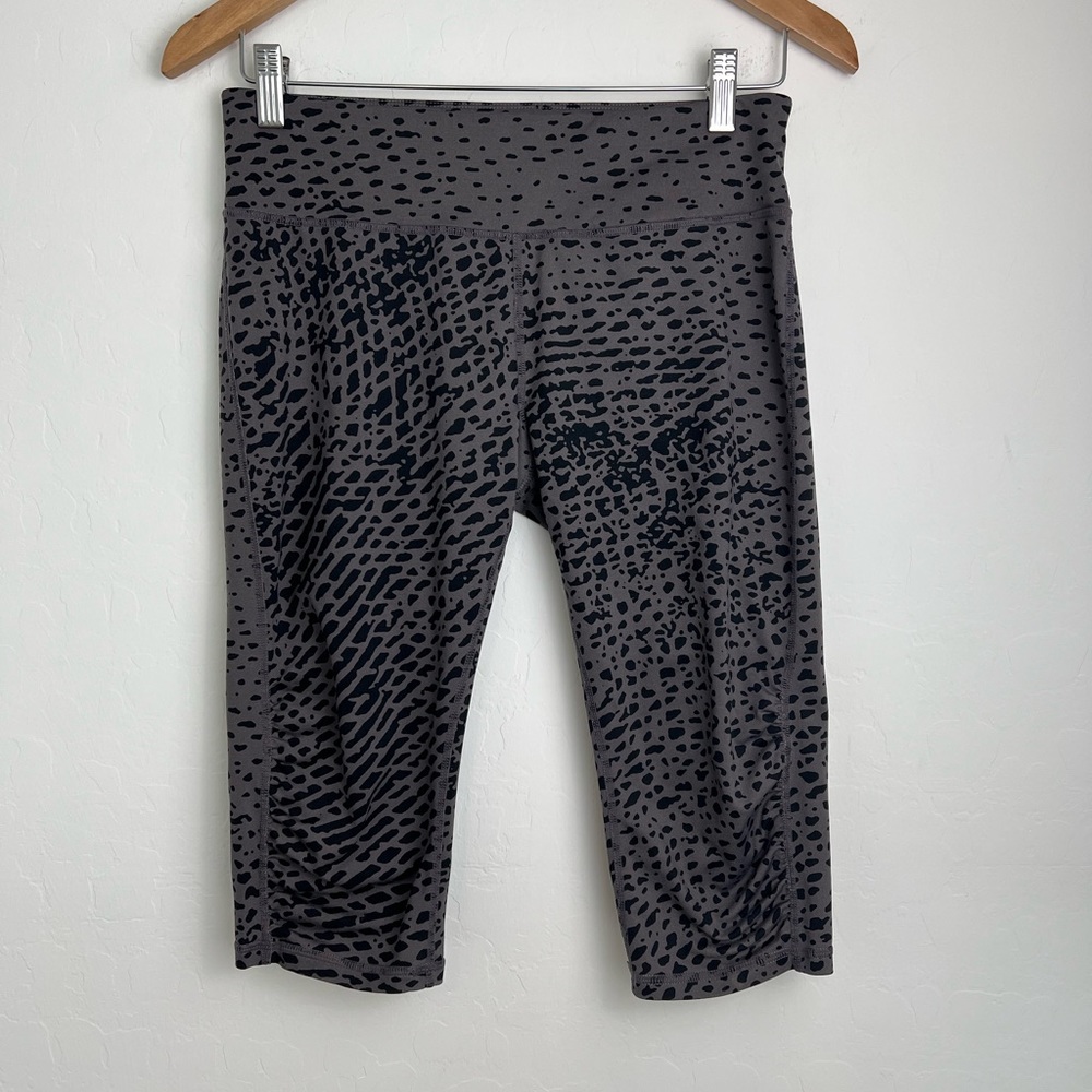 Calvin Klein Capri Leggings Size Medium
